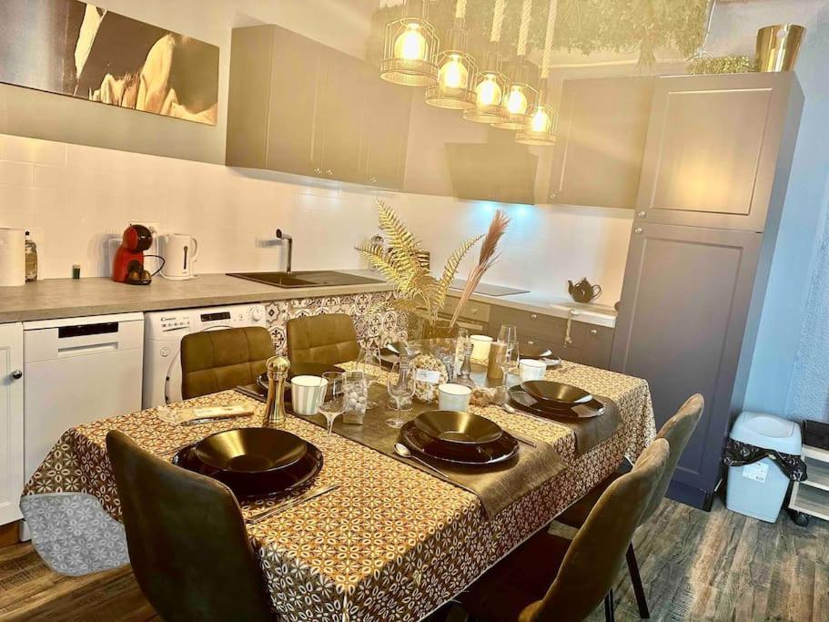 En Plein Coeur De Perpignan Le Superbe Apartment Luaran gambar