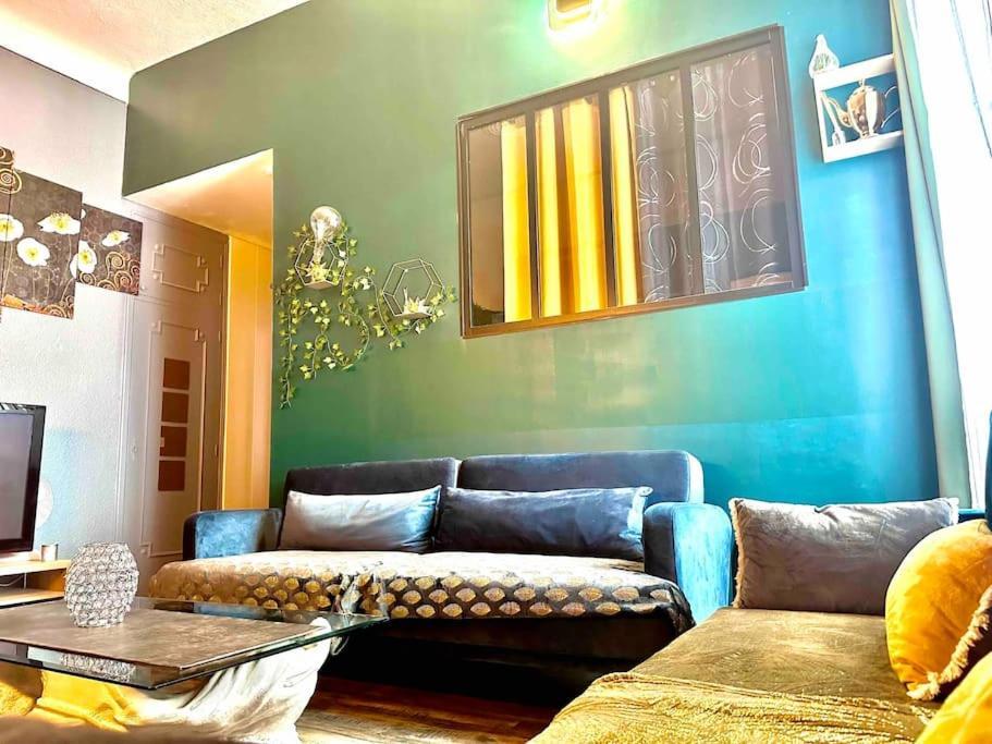 En Plein Coeur De Perpignan Le Superbe Apartment Luaran gambar
